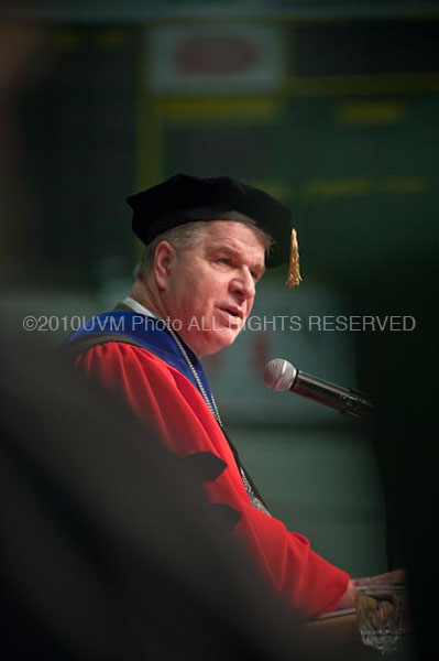 20101218_DecGrad-104