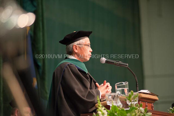 20101218_DecGrad-27