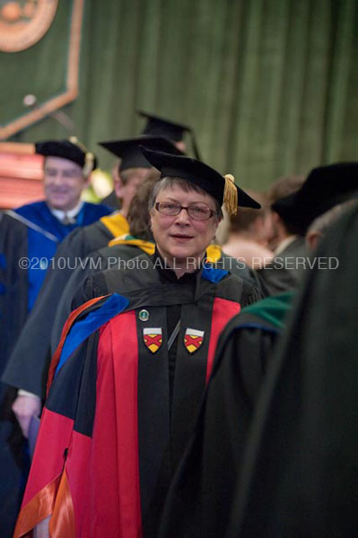 20101218_DecGrad-326