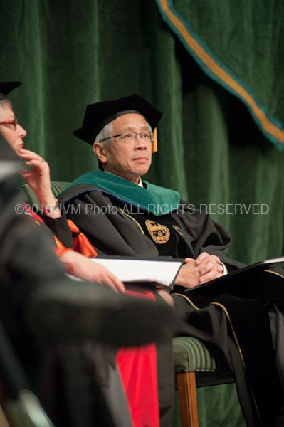 20101218_DecGrad-35
