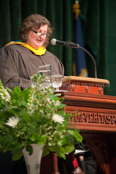 20101218_DecGrad-60