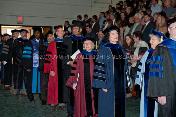 20101218_DecGrad-8