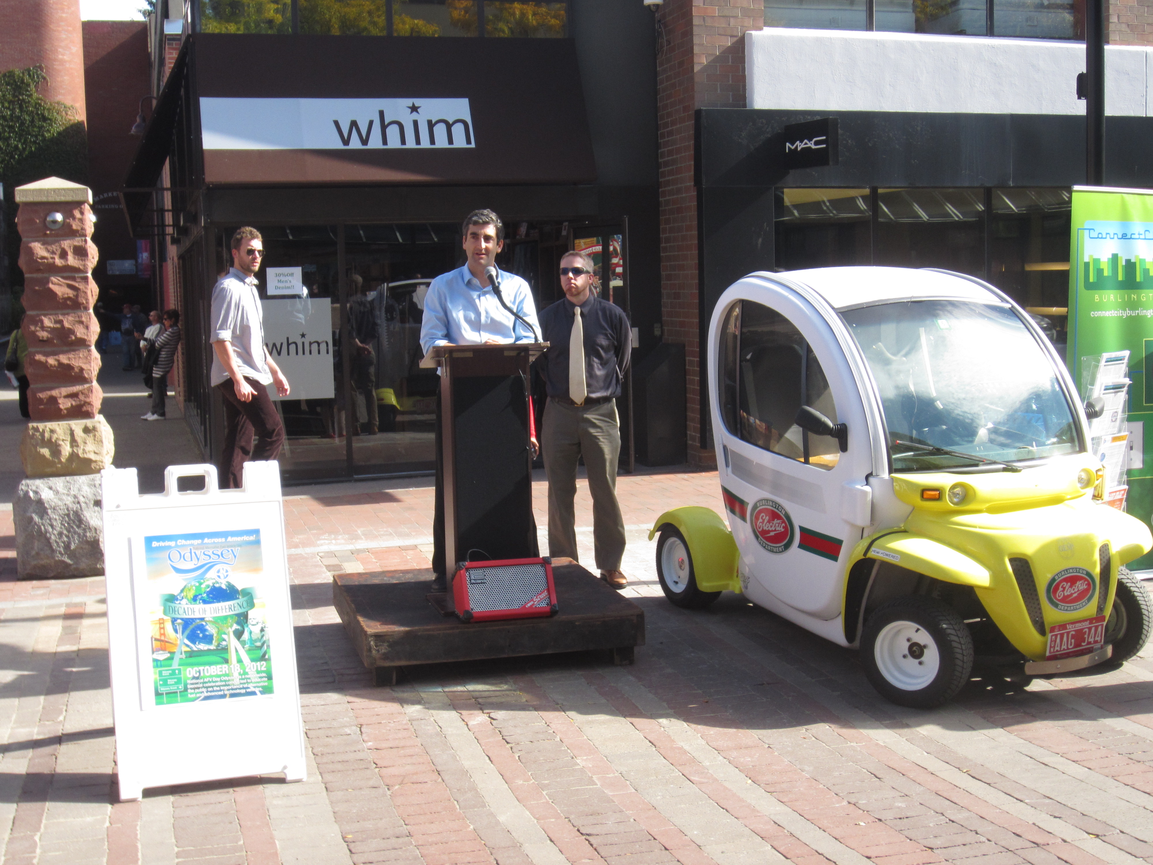 Mayor Miro Weinberger makes remarks at Odyssey Day