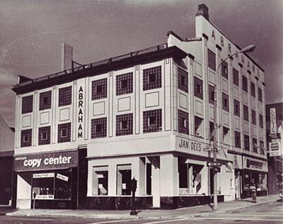 circa late 1970s image of Leunig's Block