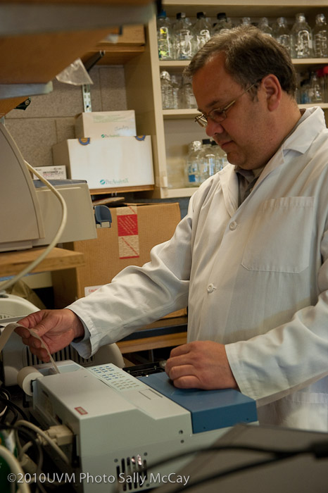 20100512_CNHS-104-2