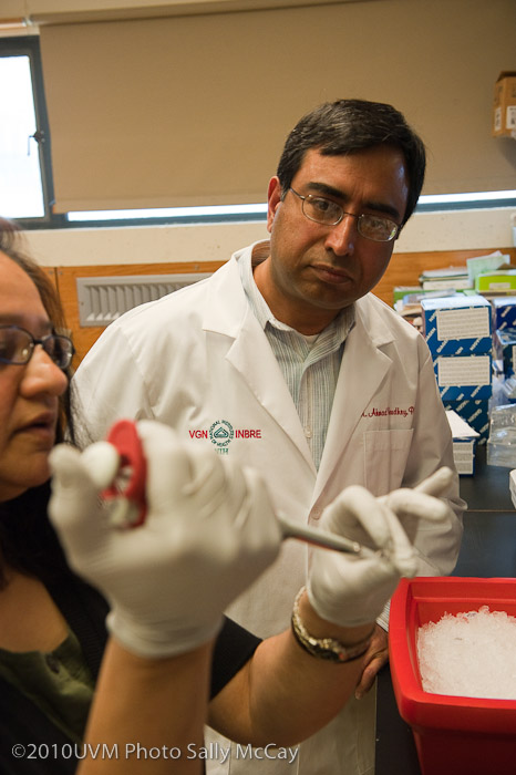 20100512_CNHS-150-2