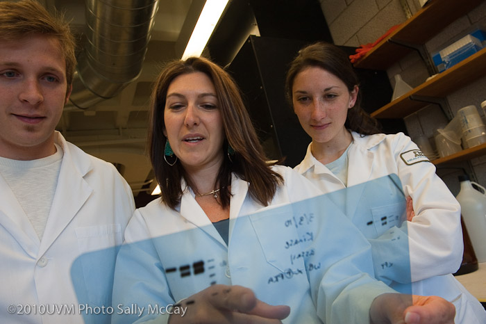 20100512_CNHS-220-2