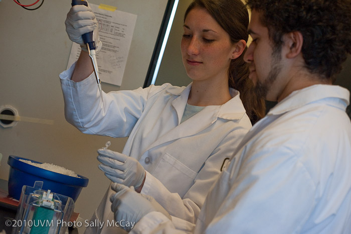 20100512_CNHS-239-2