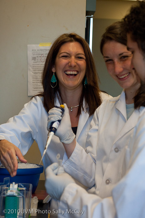 20100512_CNHS-256-2
