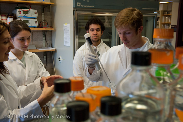 20100512_CNHS-260-2