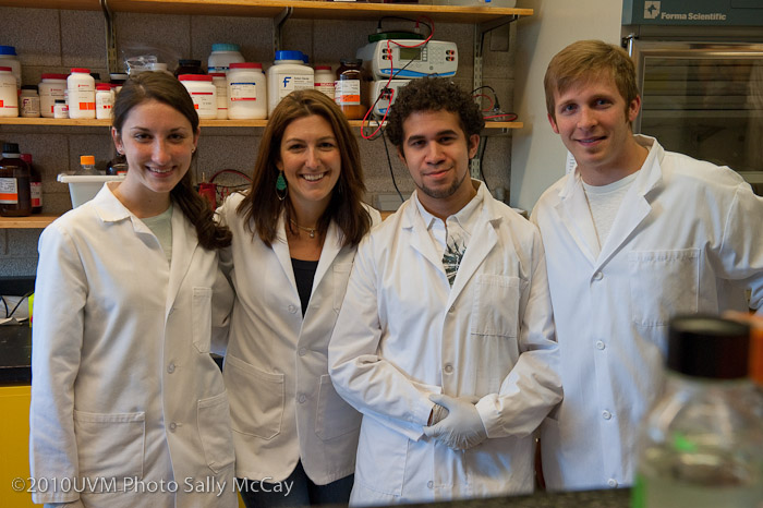 20100512_CNHS-297-2