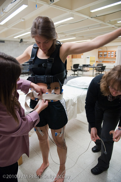 20100512_CNHS-511