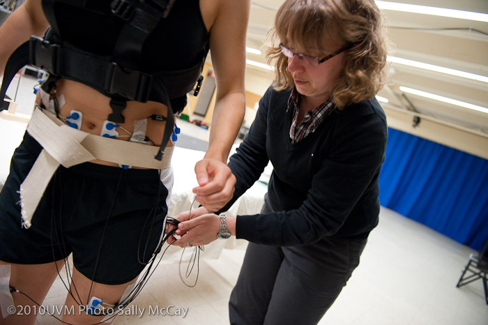 20100512_CNHS-515