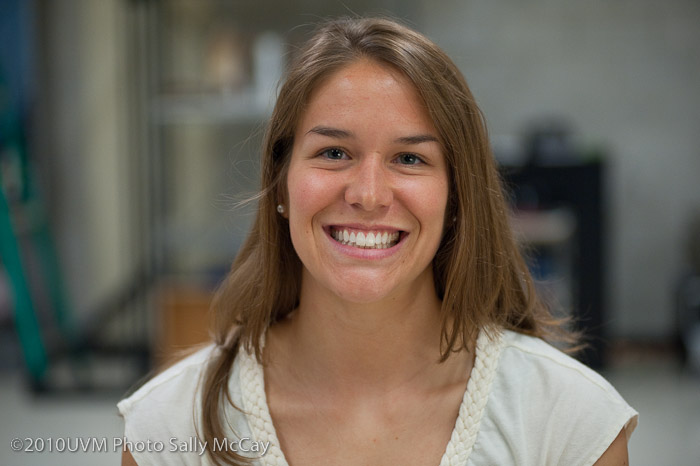 20100512_CNHS-587