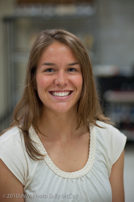 20100512_CNHS-591