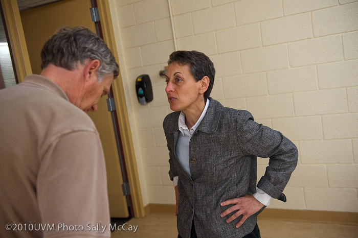 20100512_CNHS-595
