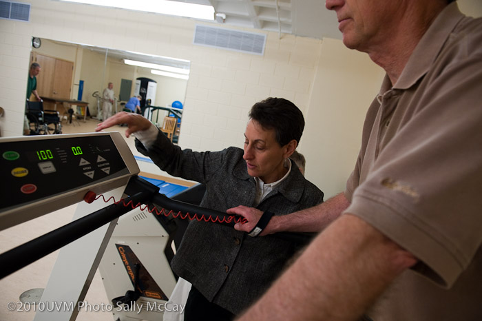 20100512_CNHS-641
