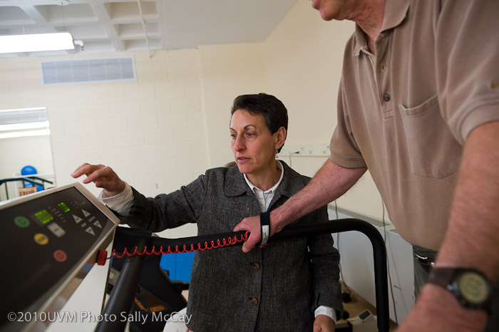 20100512_CNHS-642