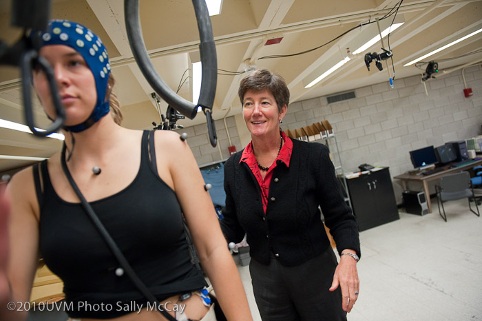20100512_CNHS-656