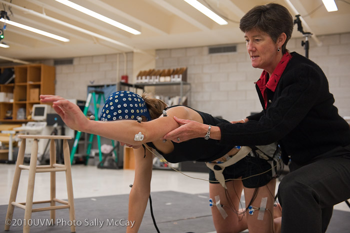 20100512_CNHS-665