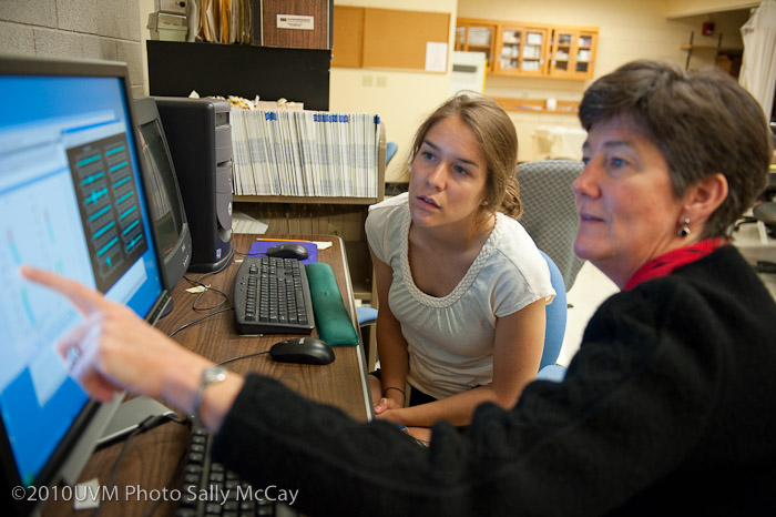 20100512_CNHS-729