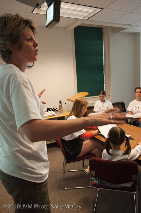 20100512_CNHS-874