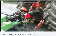 Person attaching a PTP behind a tractor/Persona que conecta una toma de fuerza a un tractor agrícola