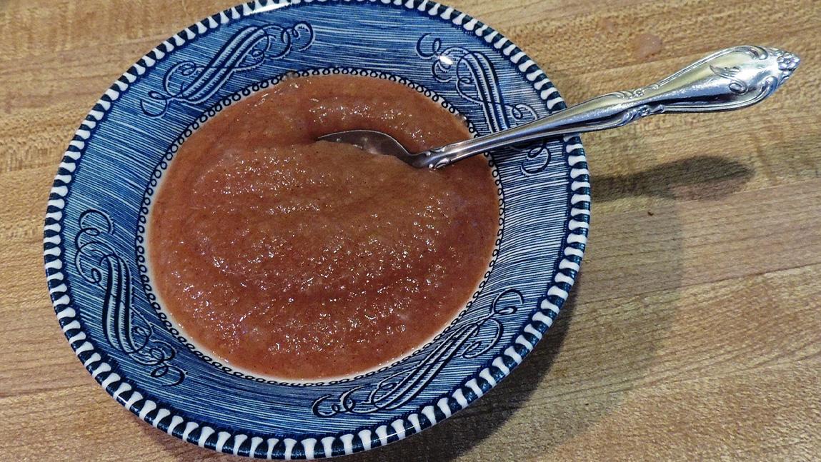 The Secret to Making Perfect Applesauce