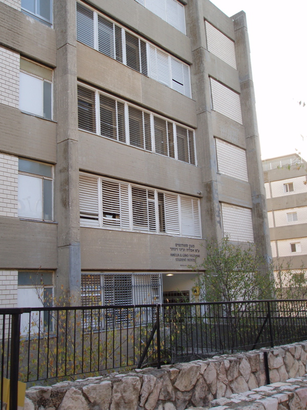 PC040027