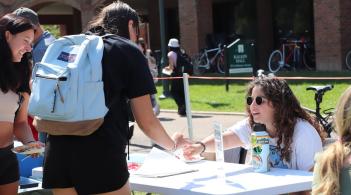 The Marketing Club tables at the GSB Pizza Resource Fair