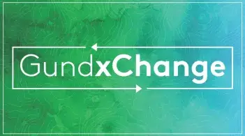 Green and blue panel with "GundxChange" on it