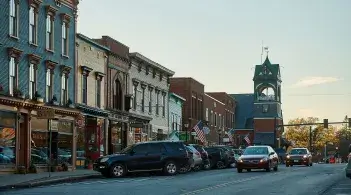 downtown main street of Bristol Town, VT