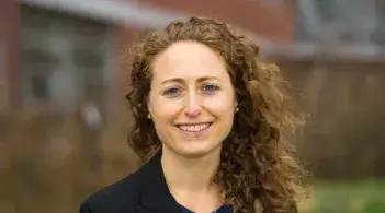 Emily Belarmino headshot