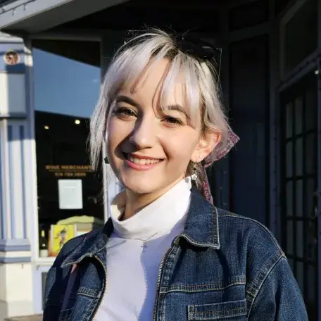 Veronica Ruth