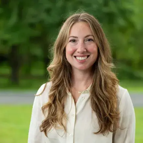 Katie Creutzinger Head Shot