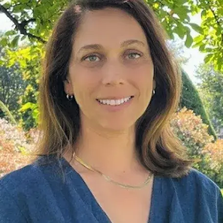 Headshot of Sharon