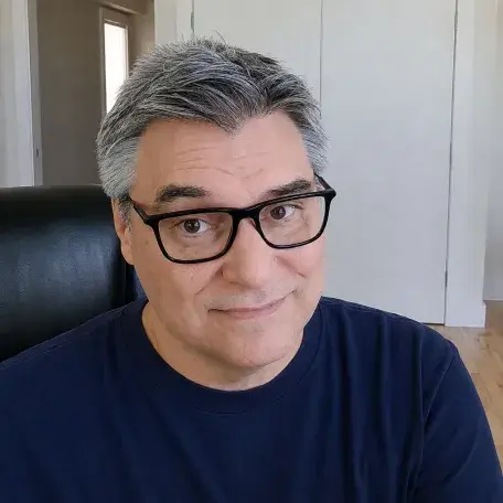 Alec Julien headshot