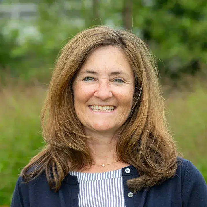 Headshot of Vicki Gilwee