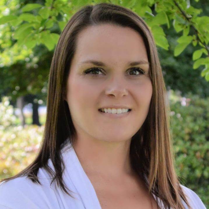 Headshot of Kasey