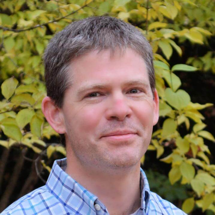 Headshot of Matt