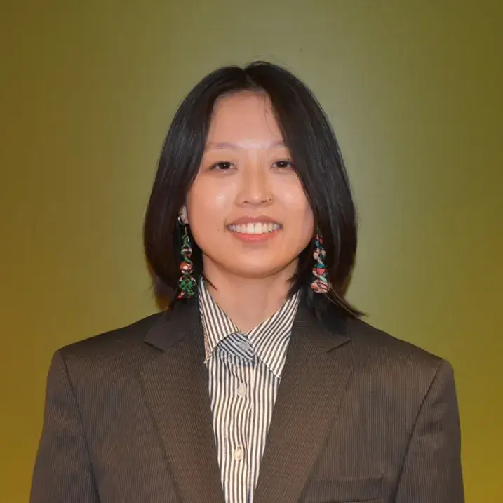 Renhui Lola Chen headshot