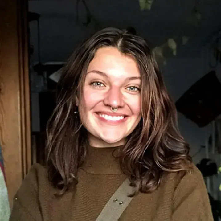 Clare Nelson
