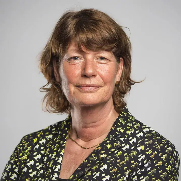 Dr. Mira Bloemen-Bekx