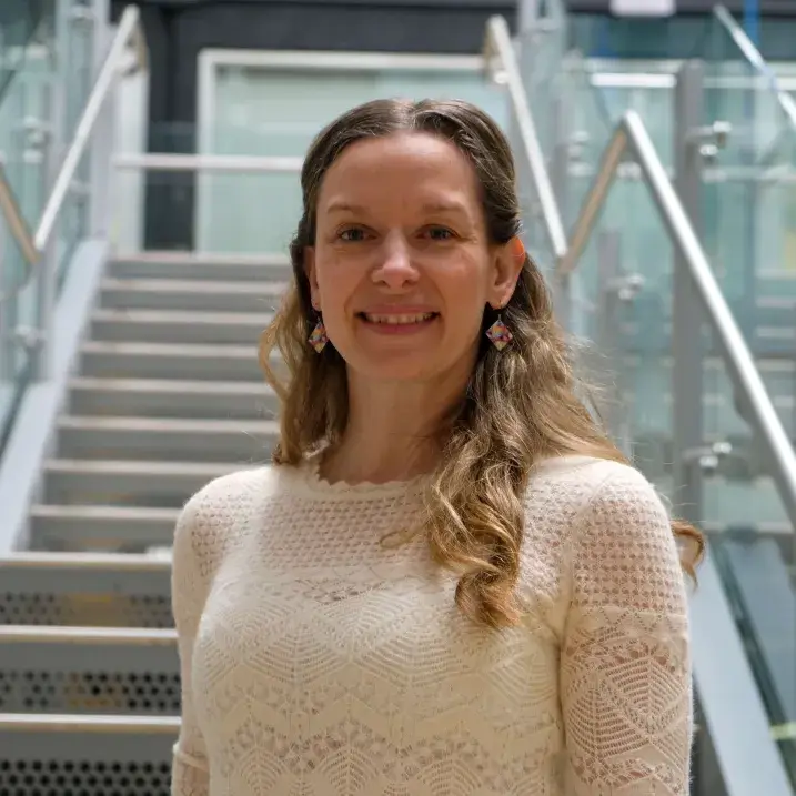 Nicole Habel headshot