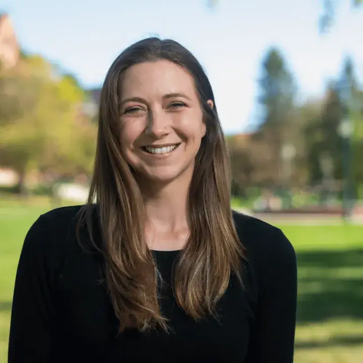 Rebekah Head shot on campus green 