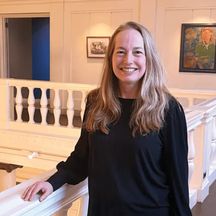 Portrait of Heather Ferrell on the Fleming's balcony. 
