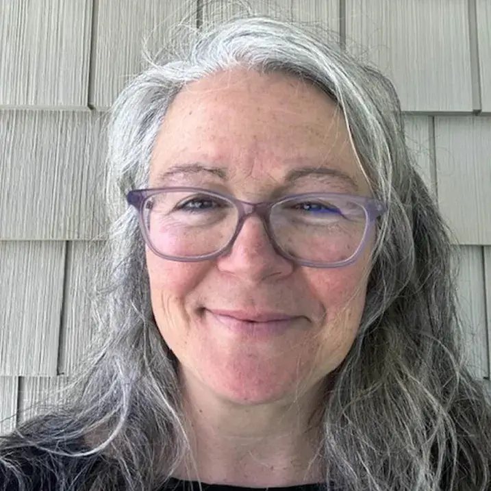Julie Matranga headshot