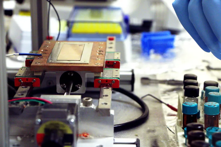 Thin film solar cell image