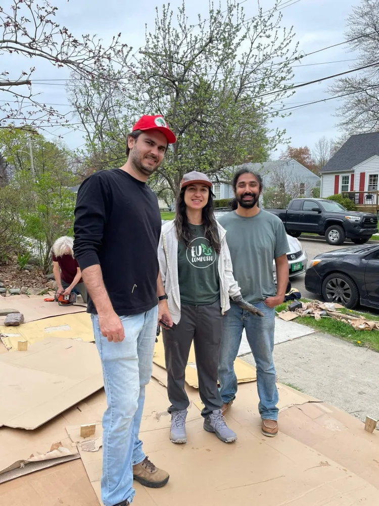 PhD student volunteers