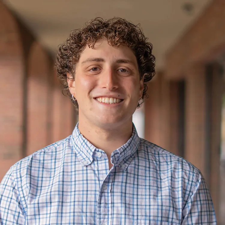 Eli Schulman Headshot